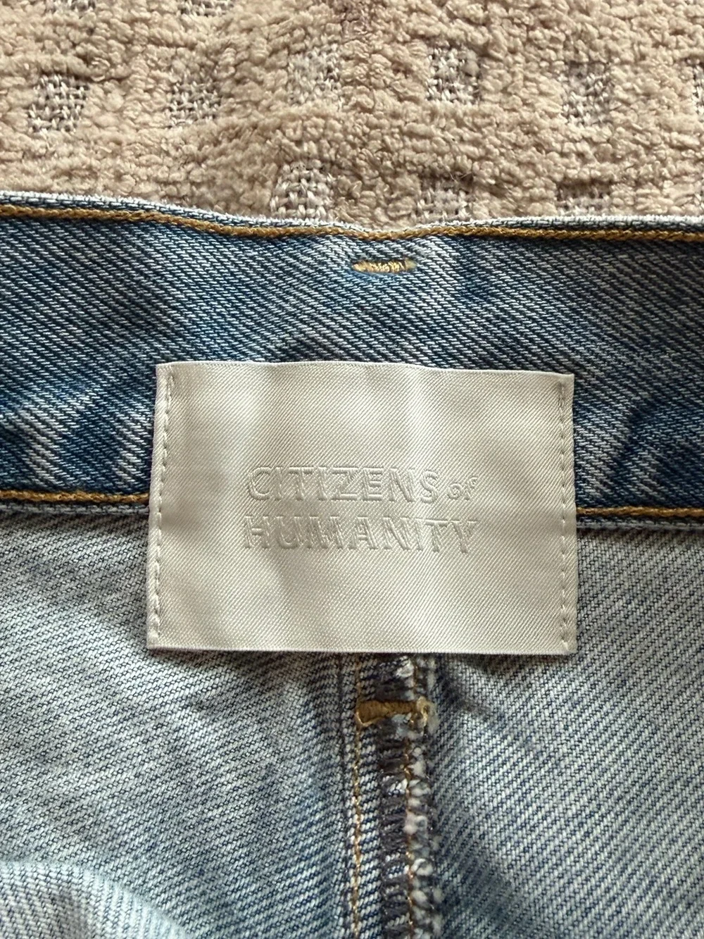 Citizens of humanity nwot Verona column skirt brisk light wash skirt